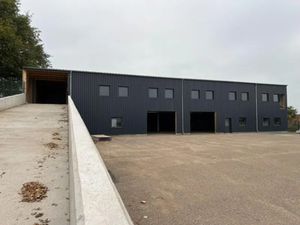 LOCAL D ACTIVITE 320M² LA VILLETTE RIORGES