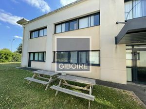 Location Local Professionnel 600m² BEAUCOUZE 49070