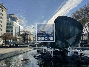 Location Local Professionnel 612m² ANGERS 49100