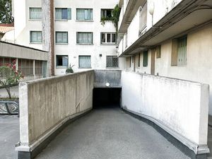 Location garage 16 m² à Toulouse (31400)