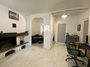 Hyères - Proche Place Massillon - T3 55m² Refait à Neuf + Cave