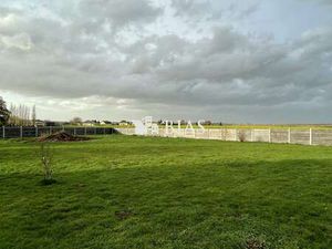 Vente Terrain à La Neuville-du-Bosc (27890) : à vendre / 1491m² La Neuville-du-Bosc