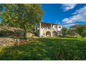 Villa 97M² Habitables 2390M² De Terrain 95M² Garage