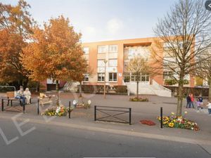 Bureau Vendu Louer à Evry Courcouronnes