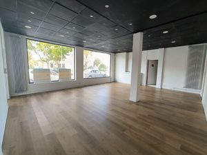 Location commerce 5 pièces 137 m² à Saint-Nazaire (44600)