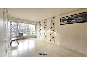 Vente appartement 2 pièces 49 m² à Villebon-sur-Yvette (91140)  174 000 €