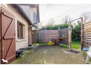 Vente maison 5 pièces 62 m² Mantes-la-Jolie (78200)