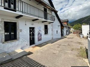 Location bureau 350 m² à La Ravoire (73490)