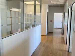 Bureau prestigieux de 210 m2 en location - Aubagne  Provence-Alpes-Côte d'Azur