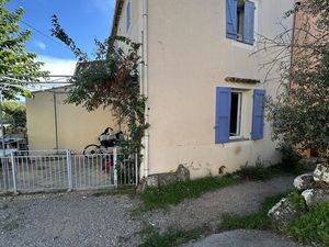 Vente maison 3 pièces 31 m² Saint-Julien (83560)