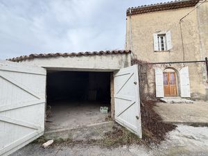 Vente garage 250 m² Régusse (83630)