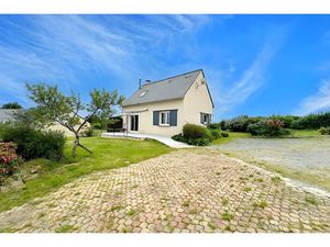 Maison bourg de St Dolay