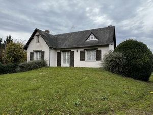 Maison de maçon de 6 pièces  à proximité immédiate du centr