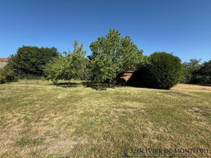 Terrain de 1042 m² sur Méré