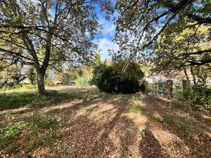 Vente terrain à batir 1828 m² à Barjac (30430)  110 000 €