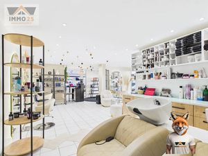 Vente locaux professionnels 70 m² à Morteau (25500)  65 400 €