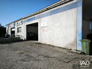 Vente locaux professionnels 215 m² à Sorgues (84700)  263 000 €