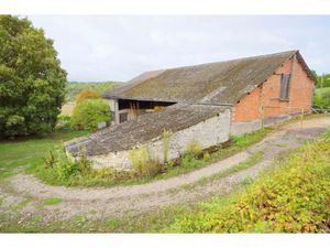 Vente locaux professionnels 425 m² à Guerville (78930)  190 000 €