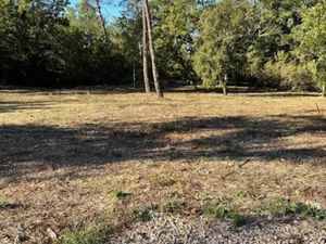 Vente terrain 817 m² à Montauroux (83440)  230 000 €