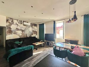 Vente immeuble 187 m² à Marseille 16ème (13016)  460 000 €