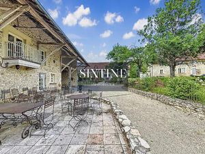 Domaine d'événementiel avec 30 hectares de terrain