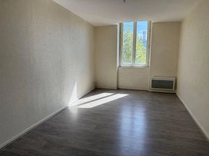 Location appartement 2 pièces 49.29 m² à Romans-sur-isere (26100)  400 €