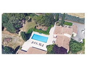 Vaste villa 230m2 sur 4500m2