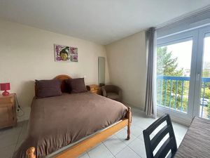 Location meublée appartement 1 pièce 22.07 m² à Saint-maur-des-fosses (94100)  725 €