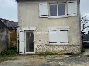 Location maison 3 pièces 87.03 m² à Brizambourg (17770)  650 €
