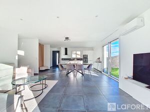 Maison Cavignac 5 pièce(s) 100 m2