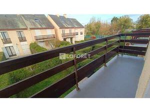 Location Appartement 2 pièces à Courseulles-sur-Mer (14470) : à louer 2 pièces / 30m² Cour