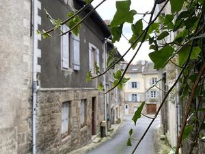 Vente maison 5 pièces 109 m² à Eymoutiers (87120)  77 000 €