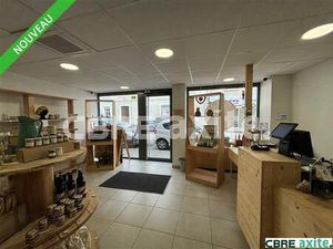 Location commerce BOURGOIN JALLIEU 60 m²