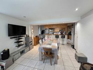 Appartement 7 pièces 200 m² à vendre / acheter orchamps-vennes 25390 ? | ERA Immobilier