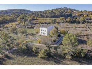 Bastide provençale à Cotignac