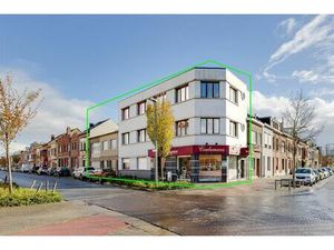 Uniek hoekperceel met handelshuis + garage + appt