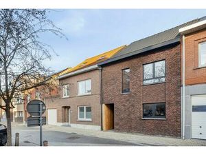 Casco nieuwbouwwoning met tuin in centrum van Hoegaarden