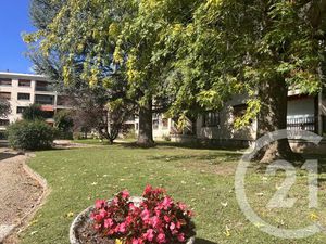 Annonce vente appartement 3 pièces de 60m2 à Fontainebleau (77300) - ParuVendu.fr ref 9927