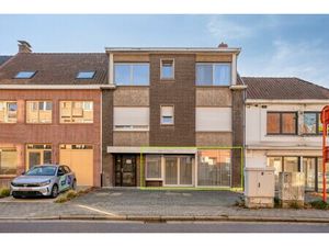 Commercieel te koop in Roeselare met 1 slaapkamer