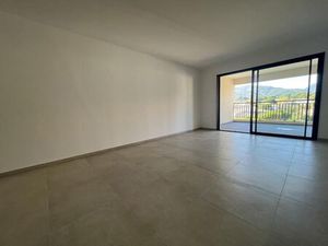 Location appartement 3 pièces 69 m² à Penta-di-Casinca (20213)