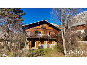 Vente maison 7 pièces 110m2 Pelvoux 05340 - 499000 € - Surface Privée