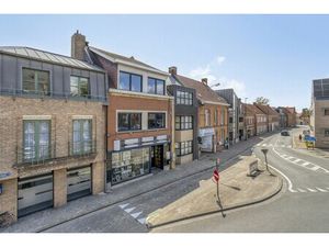Commercieel te koop in Knesselare met 4 slaapkamers