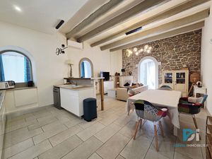 Maison avec double garage