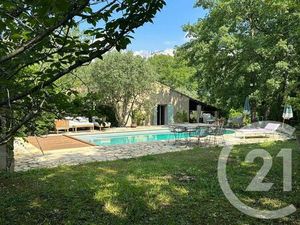 Maison à vendre - 6 pièces - 142 m2 - St Paul En Foret - 83 - PROVENCE-ALPES-COTE-D-AZUR