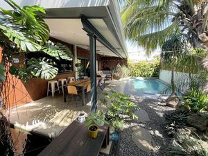 Vente maison 7 pièces 208 m² à Saint Pierre (97410)  879 000 €