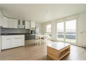 Vente appartement 3 pièces 65 m² à Livry-Gargan (93190)  225 000 €