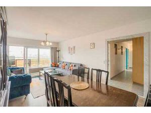 Appt 2 chambres avec magnifique vue sur Tour & Taxis