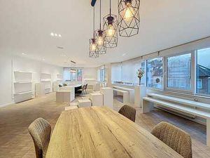 Showroom moderne à vendre à Strombeek-Bever