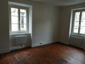 Vente immeuble 100 m² Saint-Léonard-de-Noblat (87400)