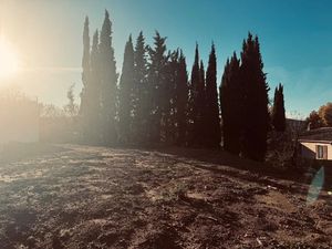 Vente terrain 498 m² à Le Puy-Sainte-Réparade (13610)  180 000 €